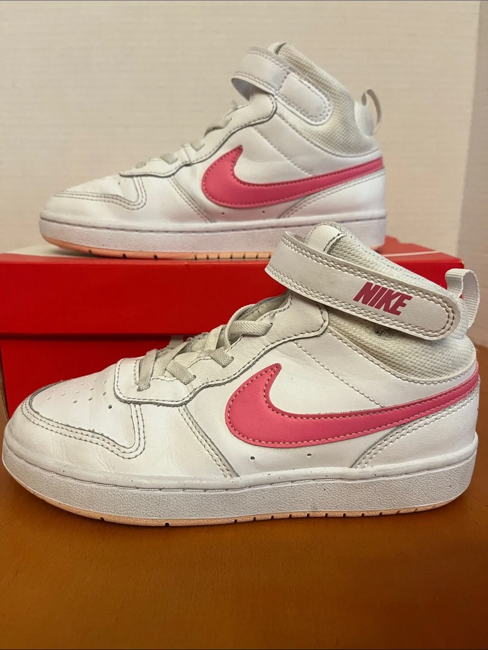 Nike Kids White & Pink High-Top Sneakers